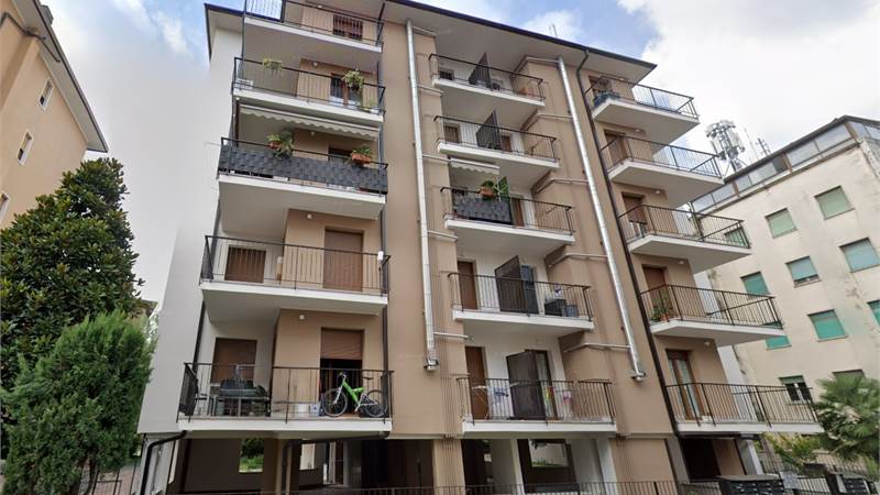 BORGO ROMA: APPARTAMENTO RISTRUTTURATO A NUOVO!