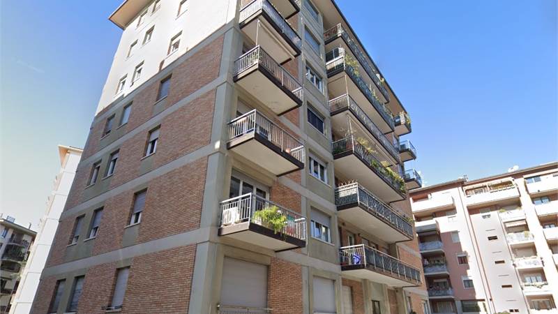 B. TRENTO: AMPIO APPARTAMENTO CON DOPPIO BOX AUTO!